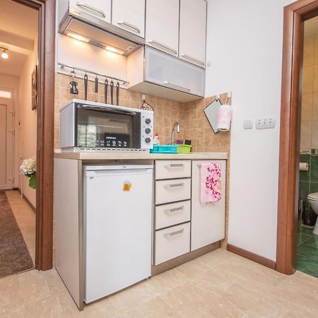 Apartmani Mrsic ริซาน ภายนอก รูปภาพ